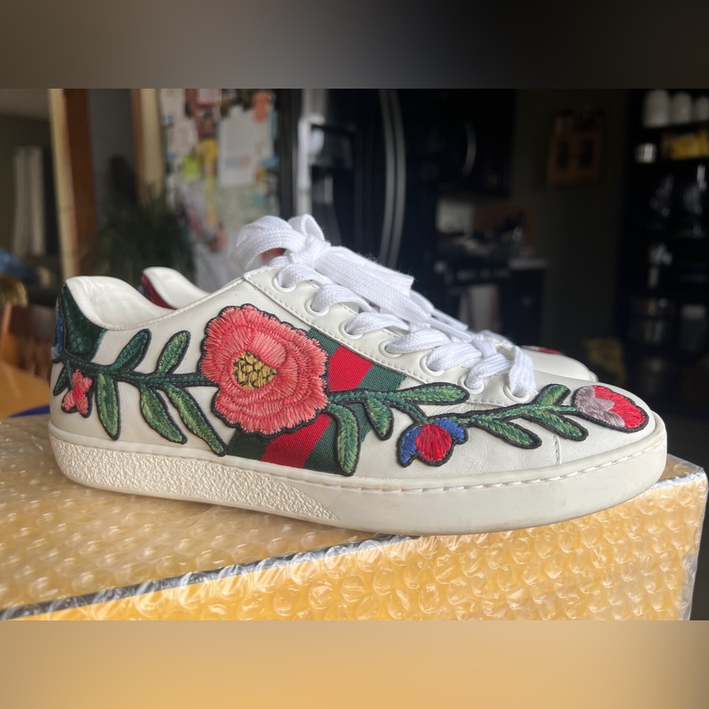 Gucci Sneakers